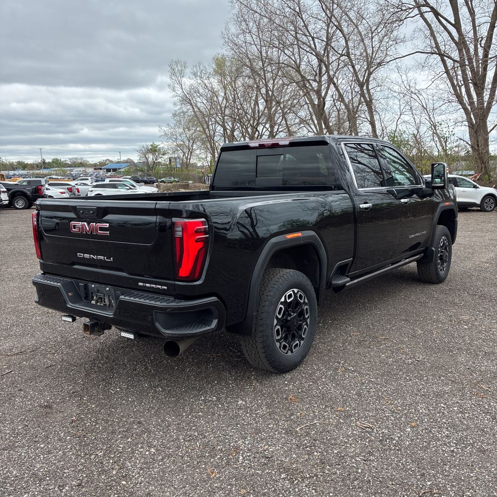 2024 GMC Sierra 2500 Denali