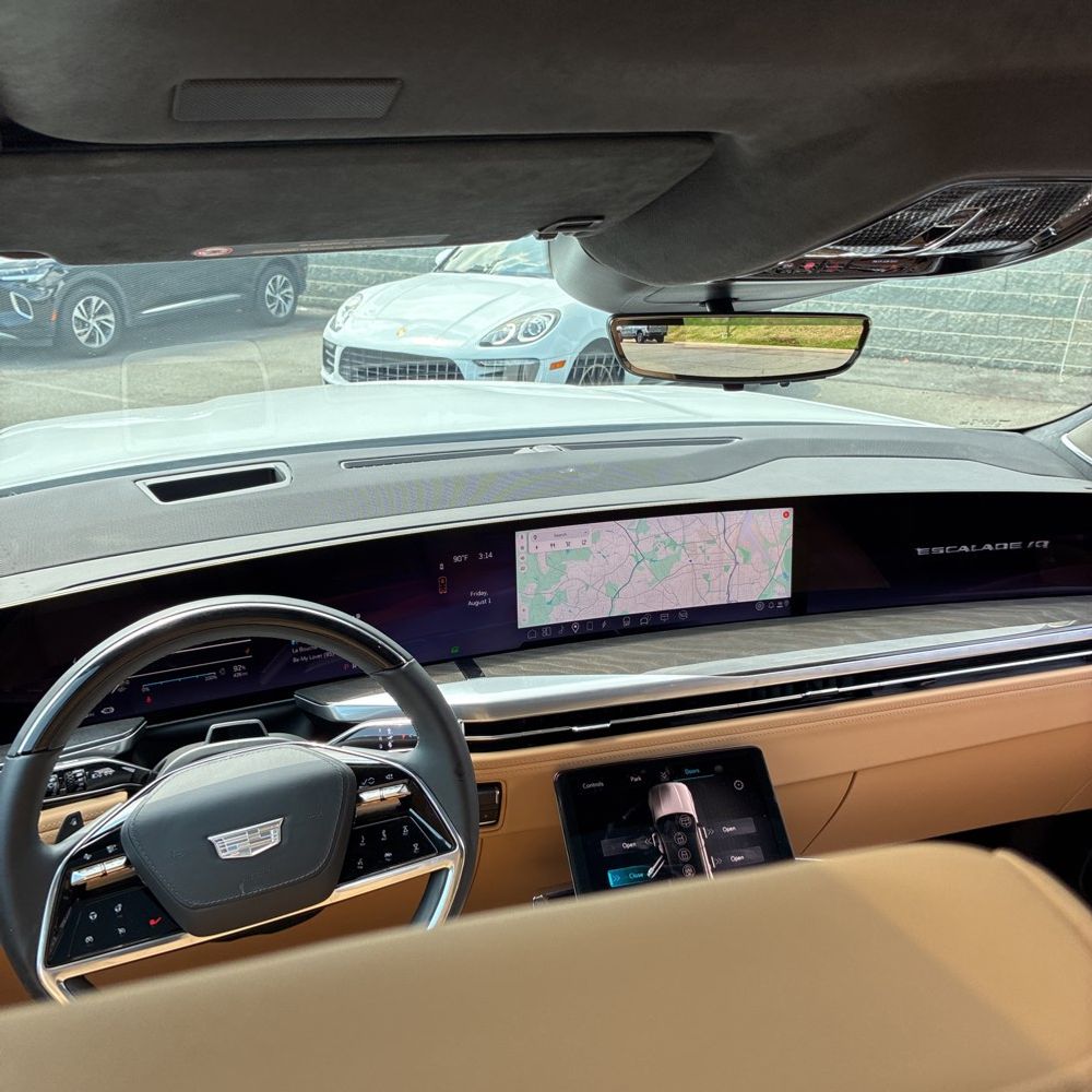 2025 Cadillac Escalade IQ Sport 2