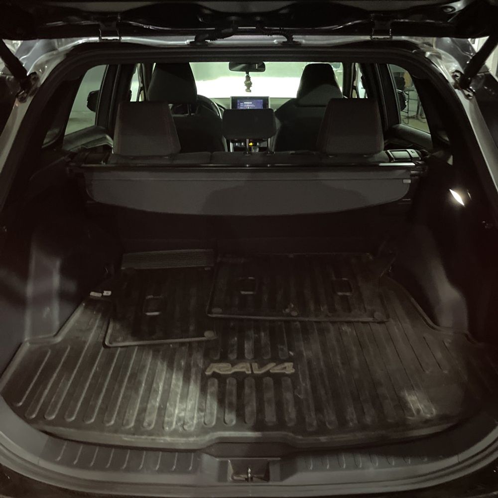 2024 Toyota RAV4 Prime SE