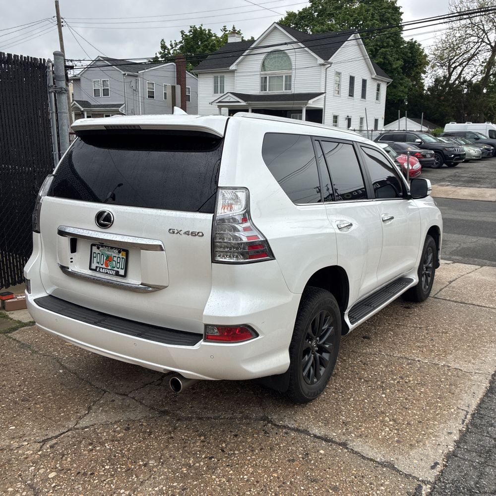 2023 Lexus GX 460 Base