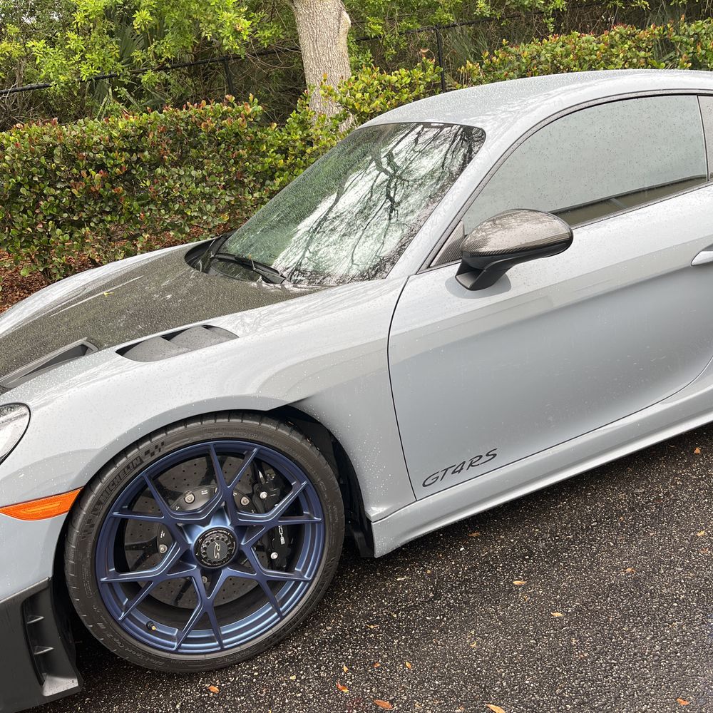 2023 Porsche 718 Cayman GT4 RS