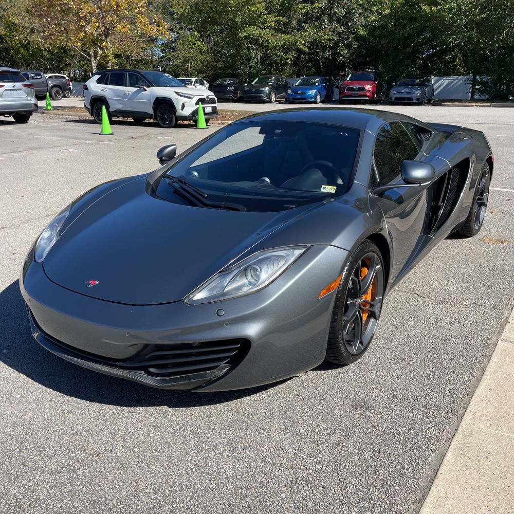 2012 McLaren MP4-12C