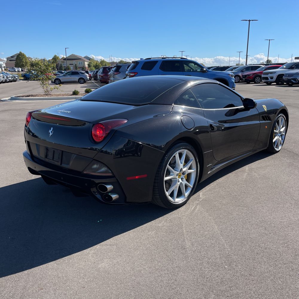 2010 Ferrari California