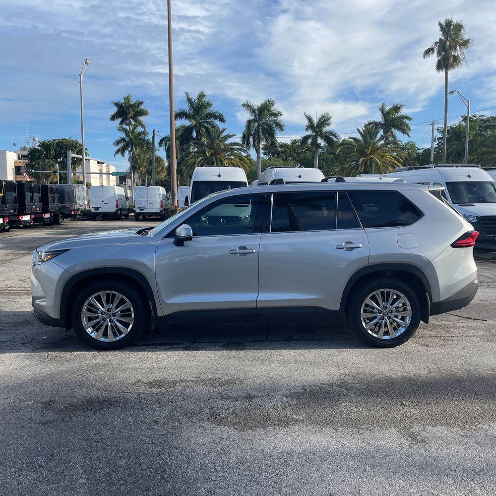 2024 Toyota Grand Highlander Platinum