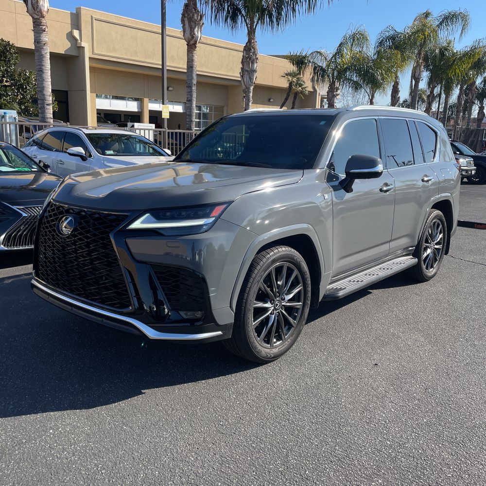 2023 Lexus LX 600 F SPORT Handling