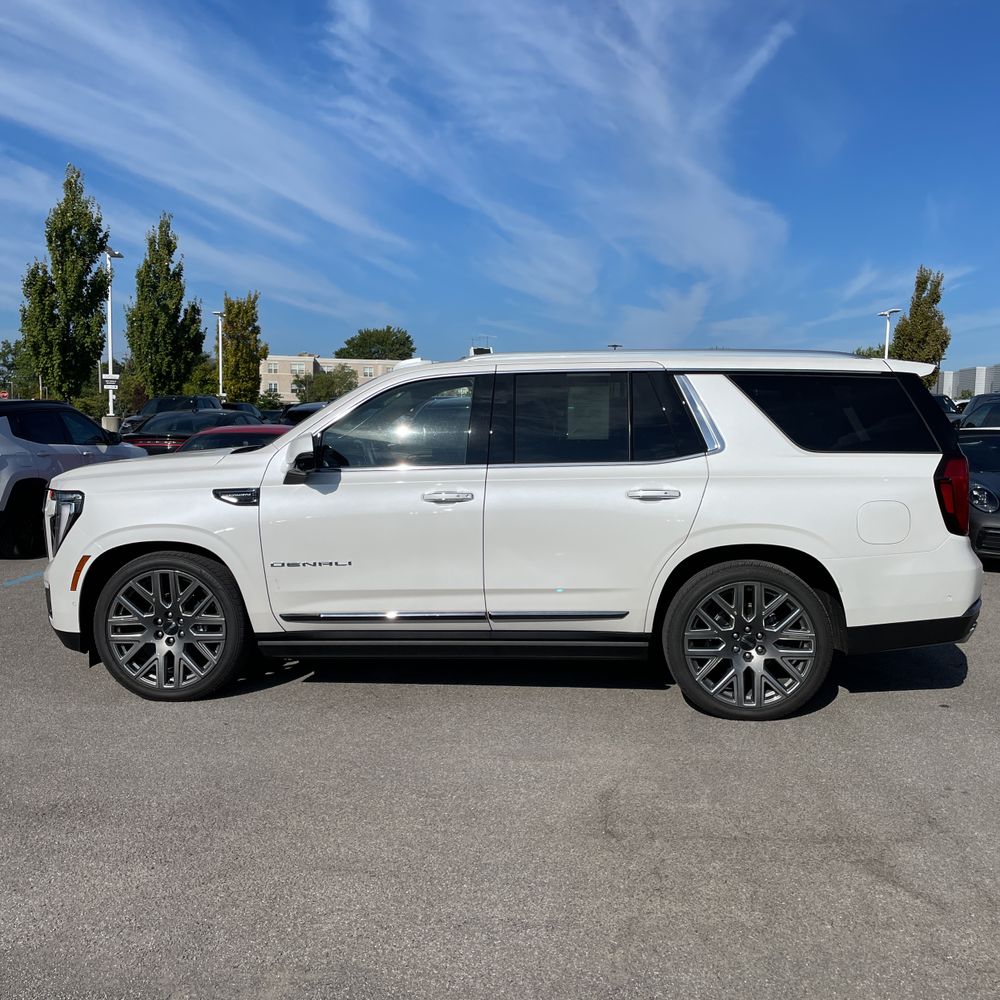 2025 GMC Yukon Denali Ultimate