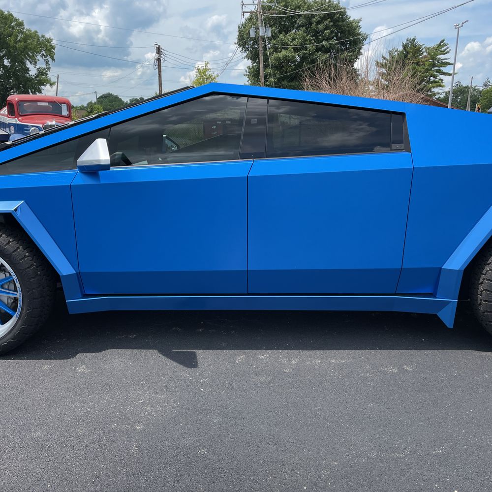 2024 Tesla Cybertruck Base