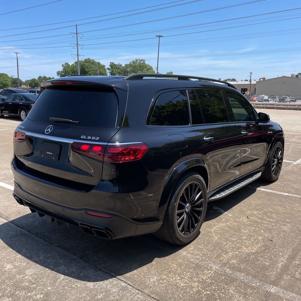 2024 Mercedes-Benz GLS AMG GLS 63