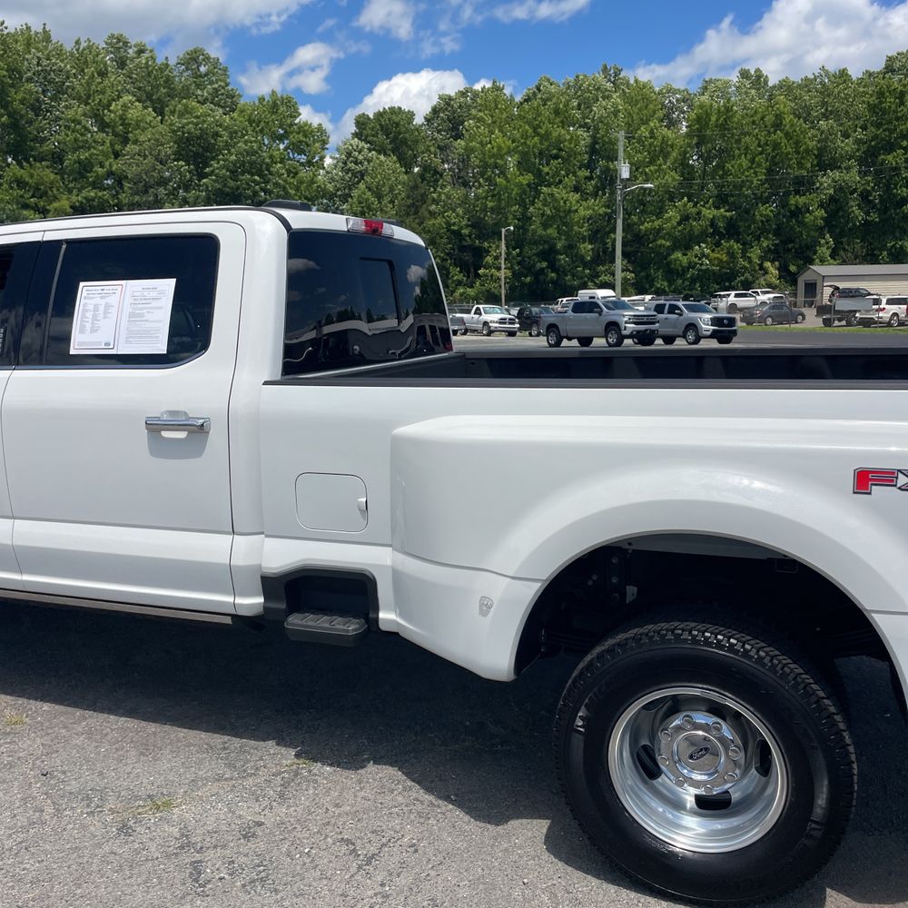2024 Ford F-350 Super Duty Platinum