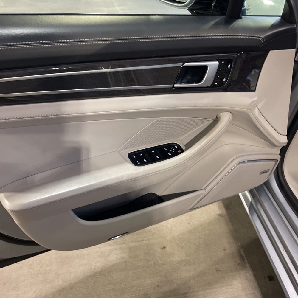 2021 Porsche Panamera