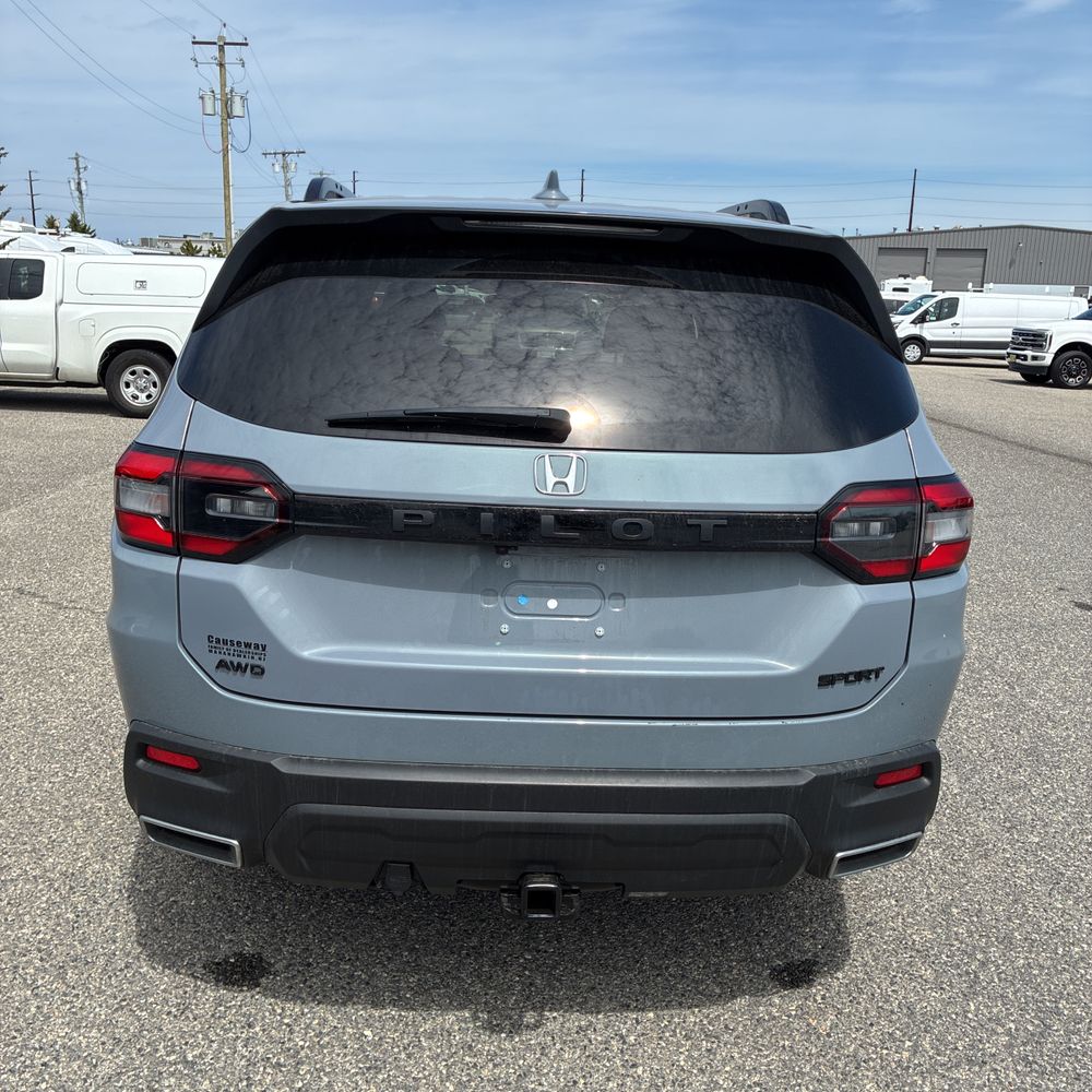 2025 Honda Pilot Sport
