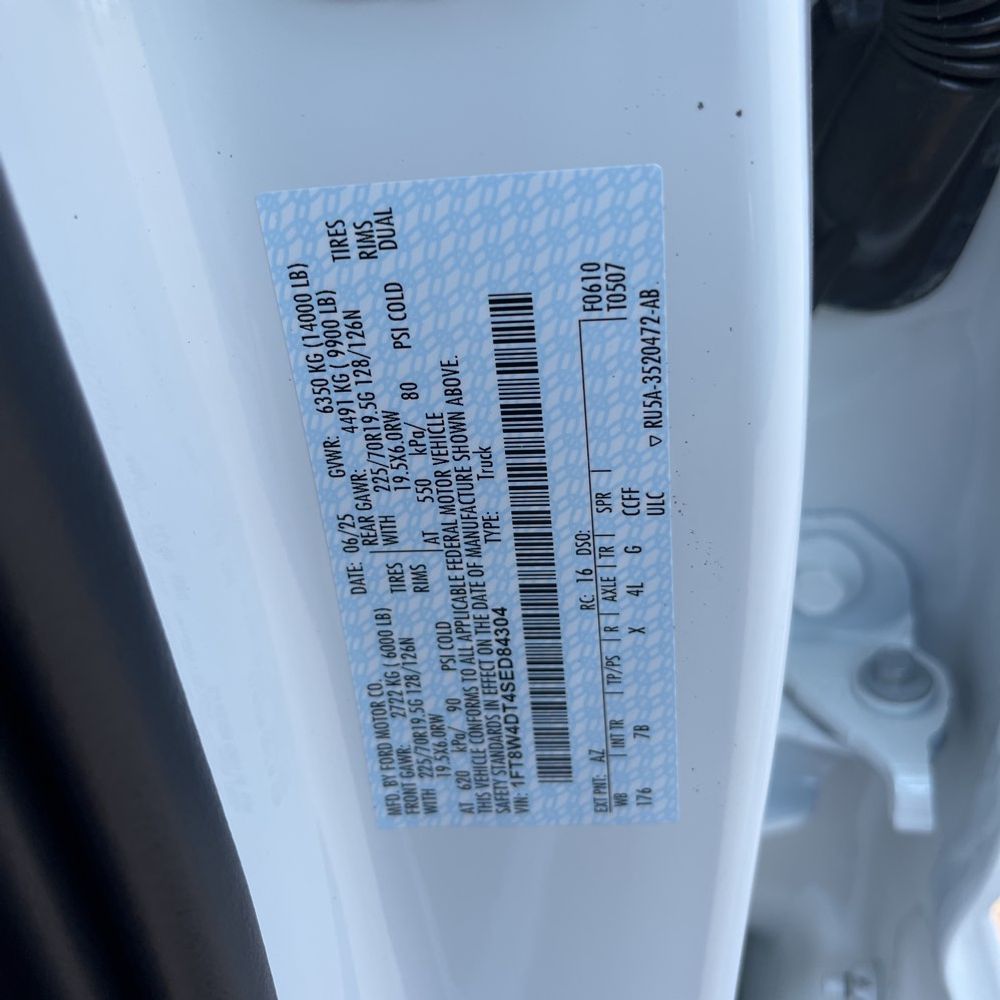 2025 Ford F-450 Super Duty Platinum