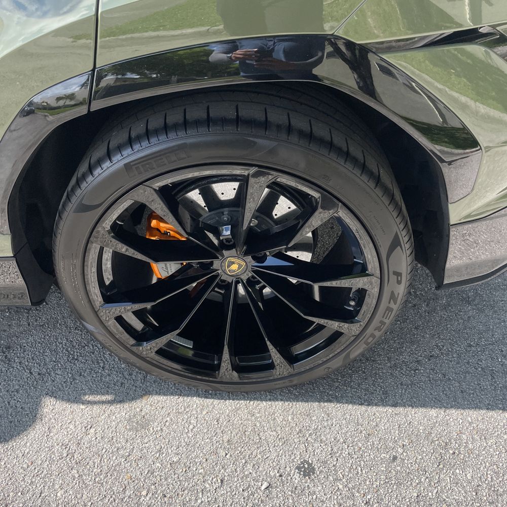 2024 Lamborghini Urus S