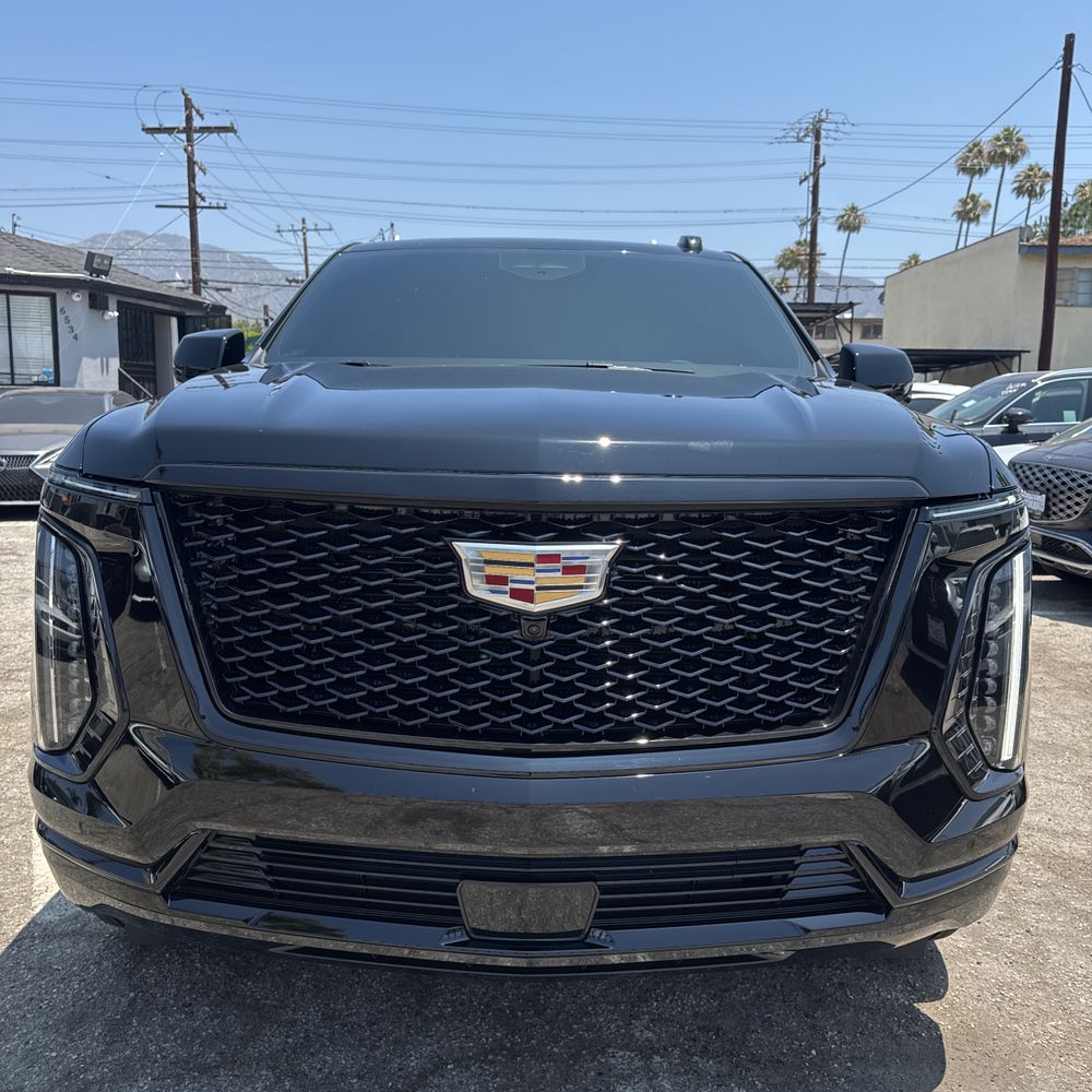 2025 Cadillac Escalade ESV Sport