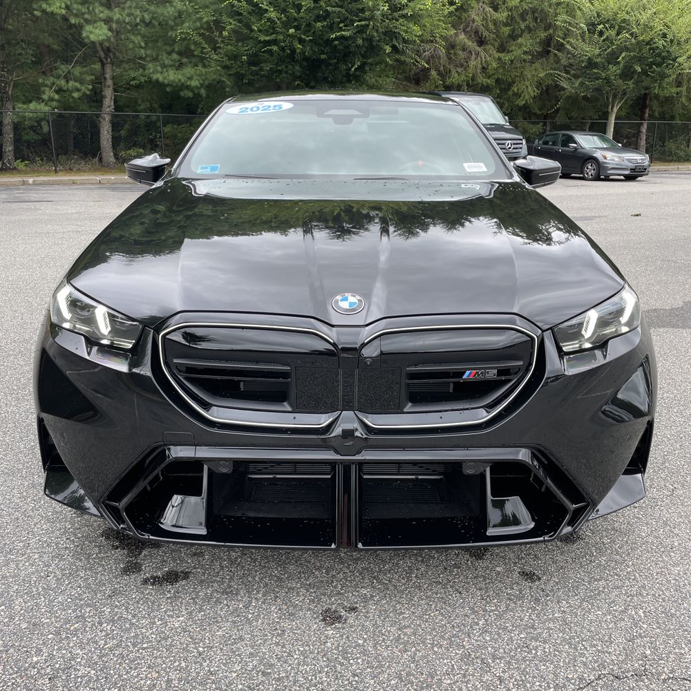 2025 BMW M5 Base