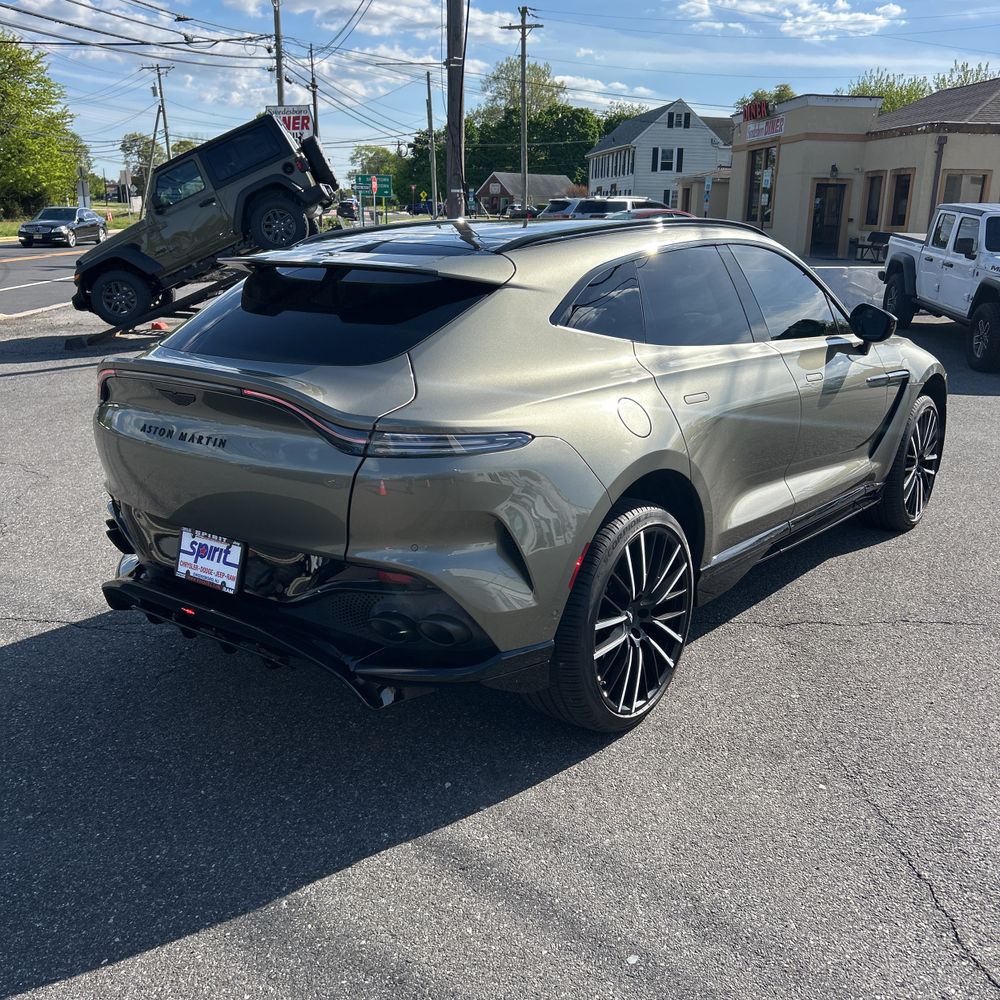 2024 Aston Martin DBX 707
