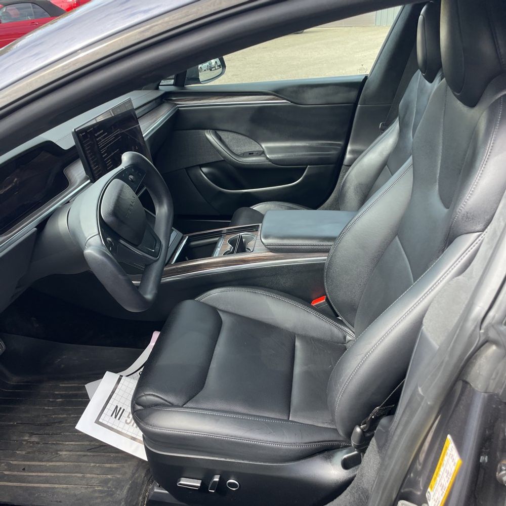 2022 Tesla Model S Base