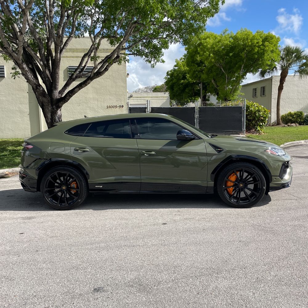 2024 Lamborghini Urus S