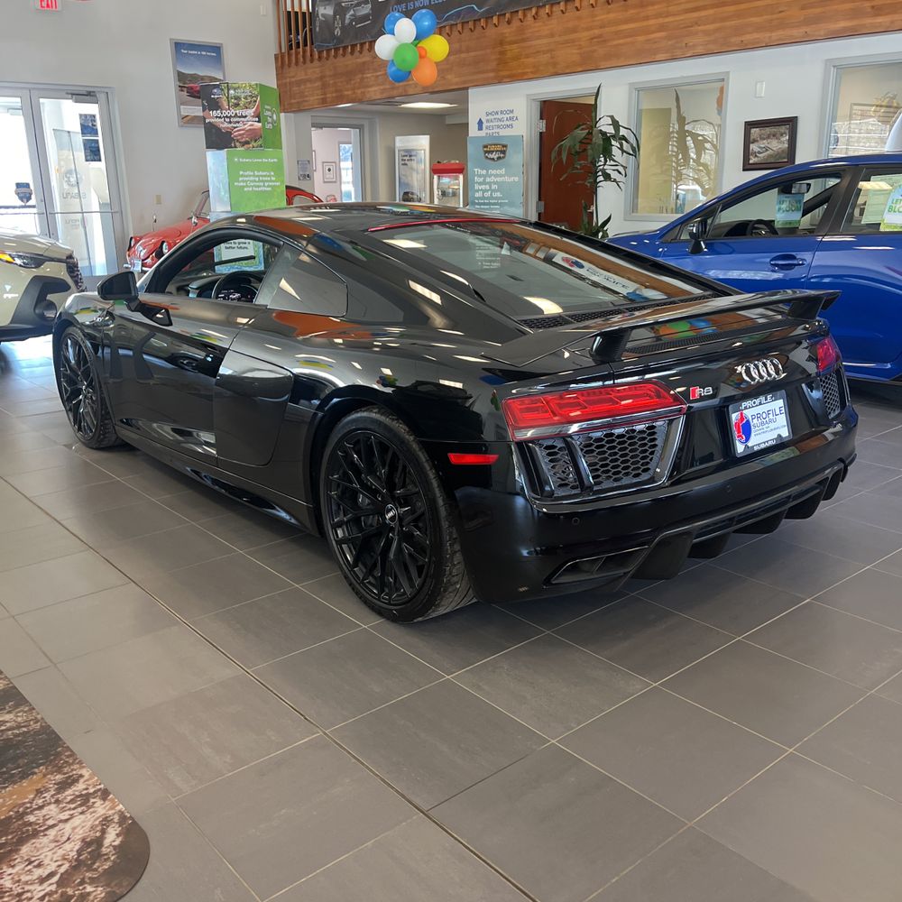 2017 Audi R8 V10 Plus