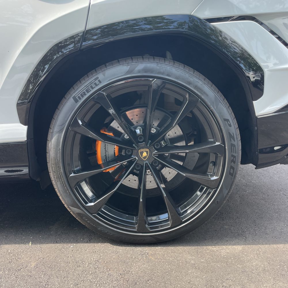 2023 Lamborghini Urus S