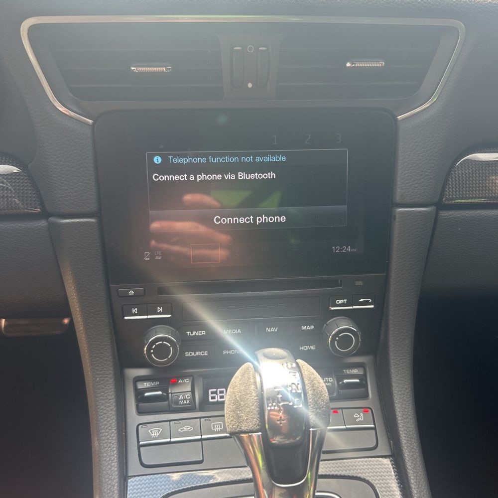 2019 Porsche 911 Carrera