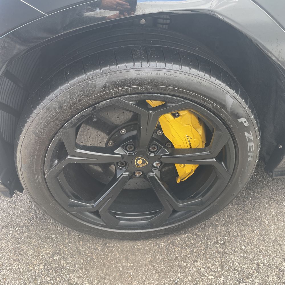 2020 Lamborghini Urus