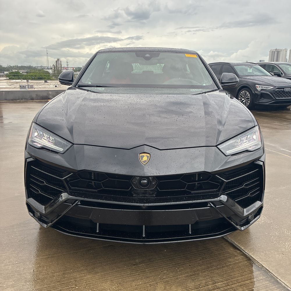 2022 Lamborghini Urus