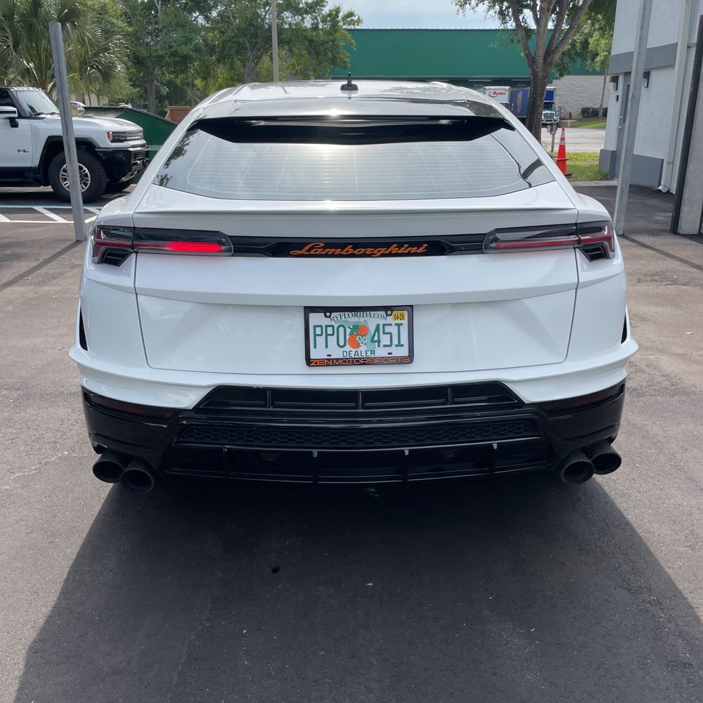 2023 Lamborghini Urus S