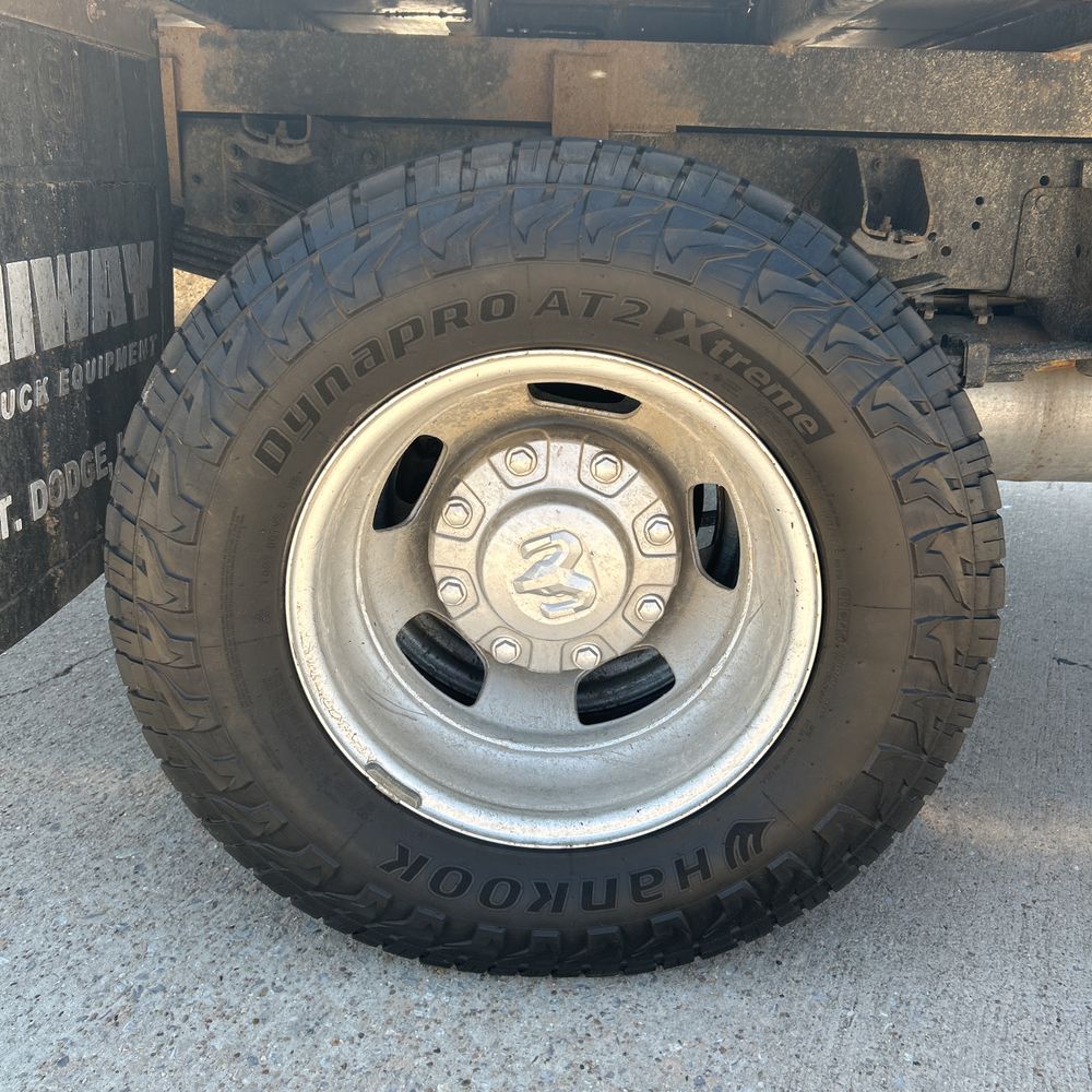 2024 Ram 3500 Chassis Tradesman/SLT/Laramie/Limited