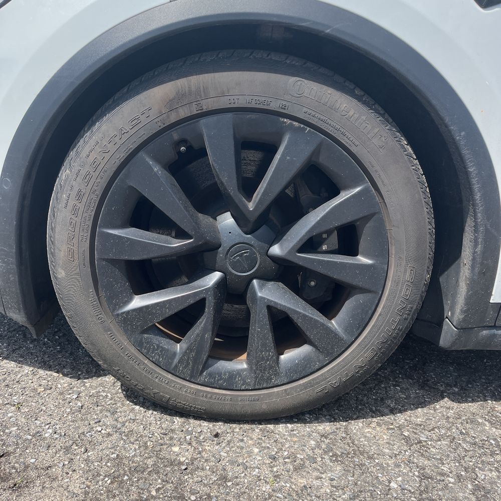 2022 Tesla Model X Base