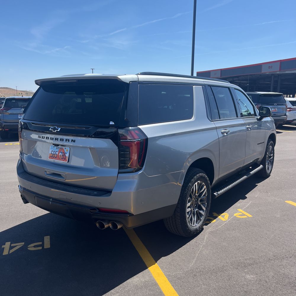 2025 Chevrolet Suburban Z71