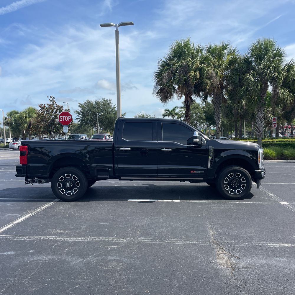 2024 Ford F-350 Super Duty Platinum