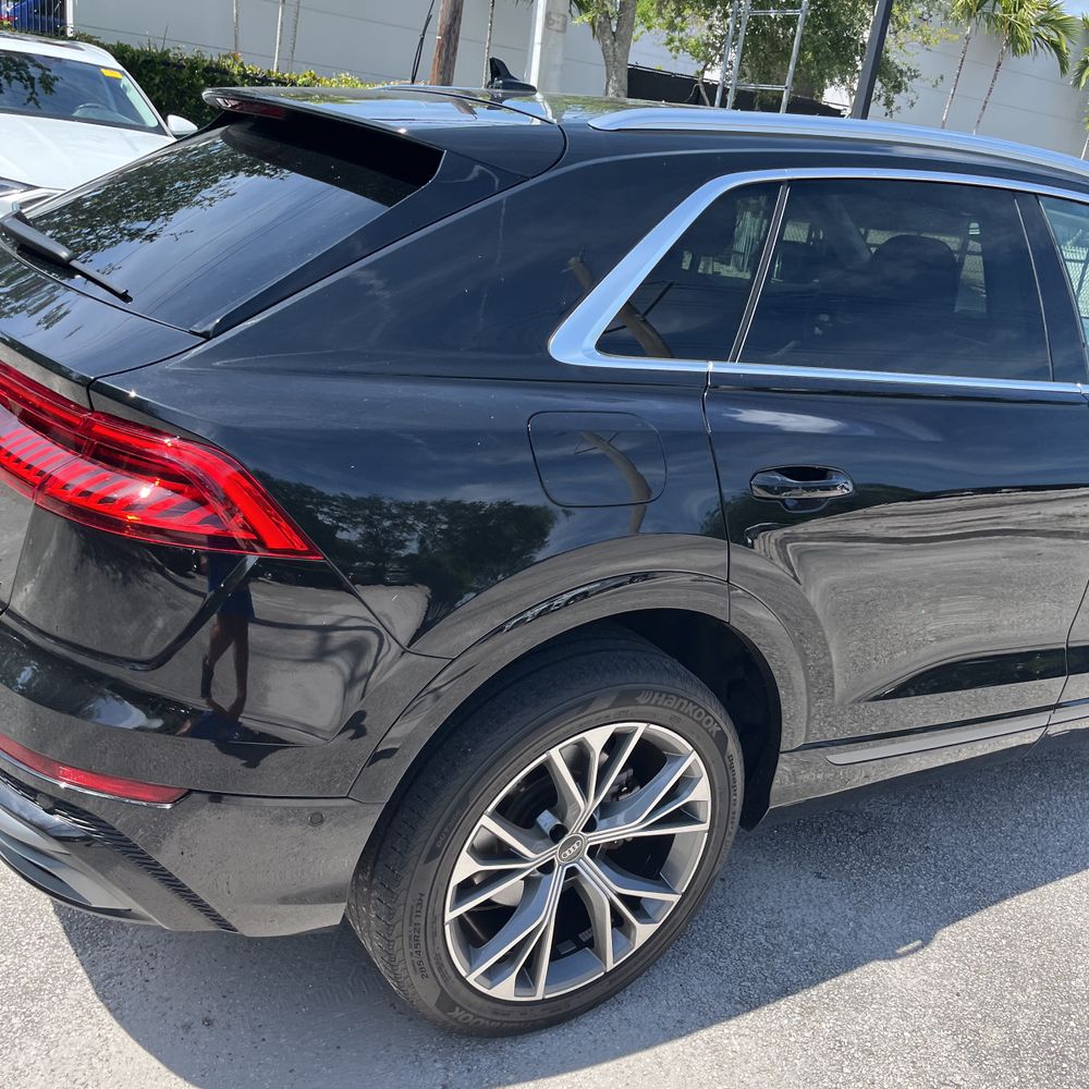 2023 Audi Q8 Premium Plus