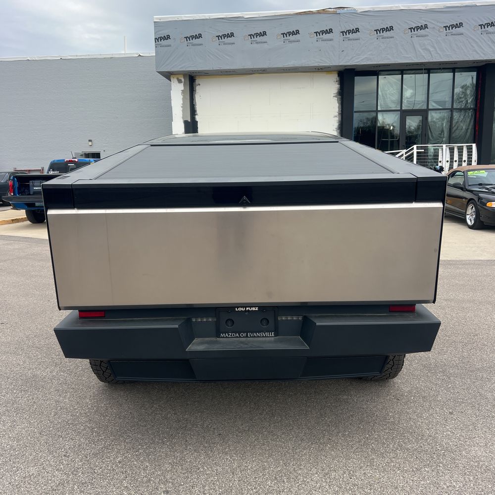 2024 Tesla Cybertruck Base