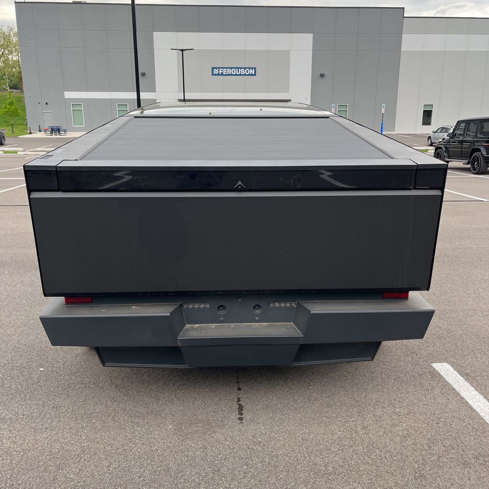 2024 Tesla Cybertruck CyberBeast