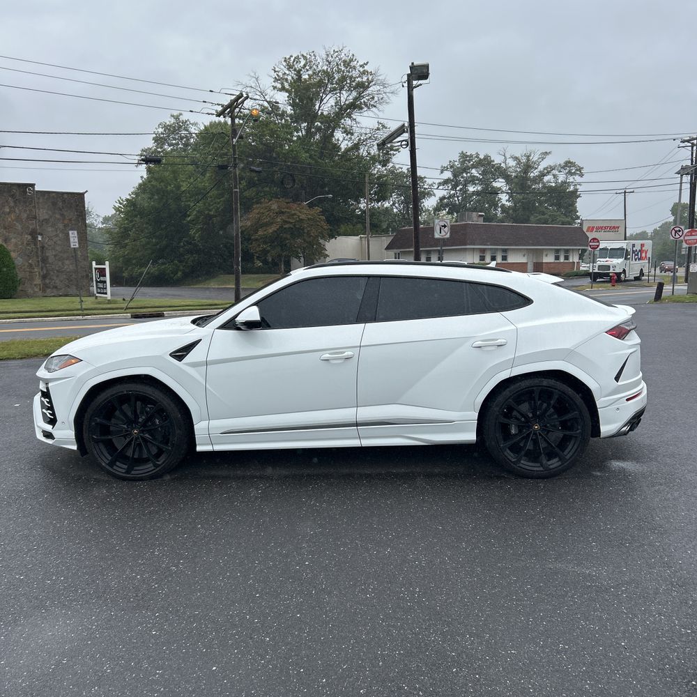 2020 Lamborghini Urus