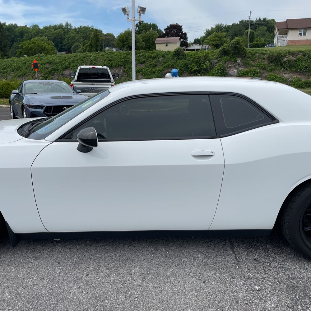 2018 Dodge Challenger R/T photo 4