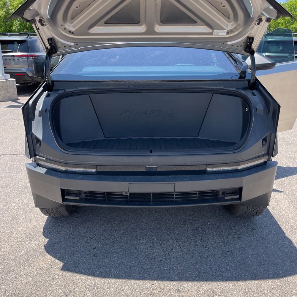 2024 Tesla Cybertruck Base