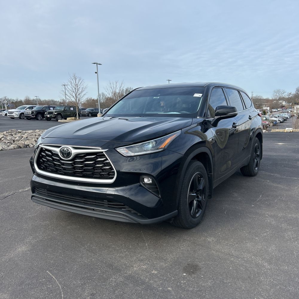 2021 Toyota Highlander LE