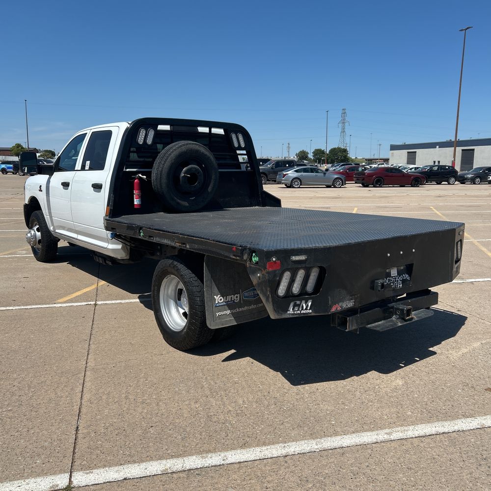 2024 Ram 3500 Chassis Tradesman/SLT/Laramie/Limited