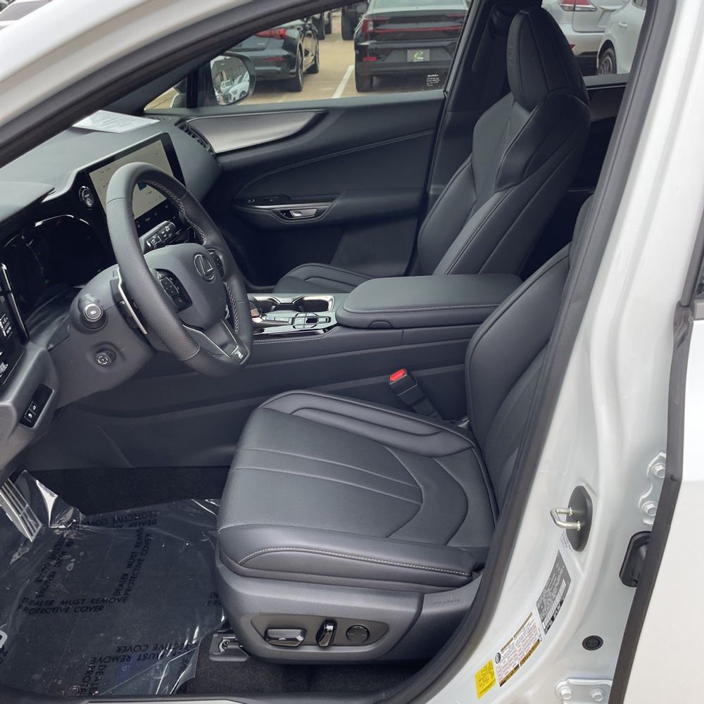 2025 Lexus NX 450h+ F SPORT Handling