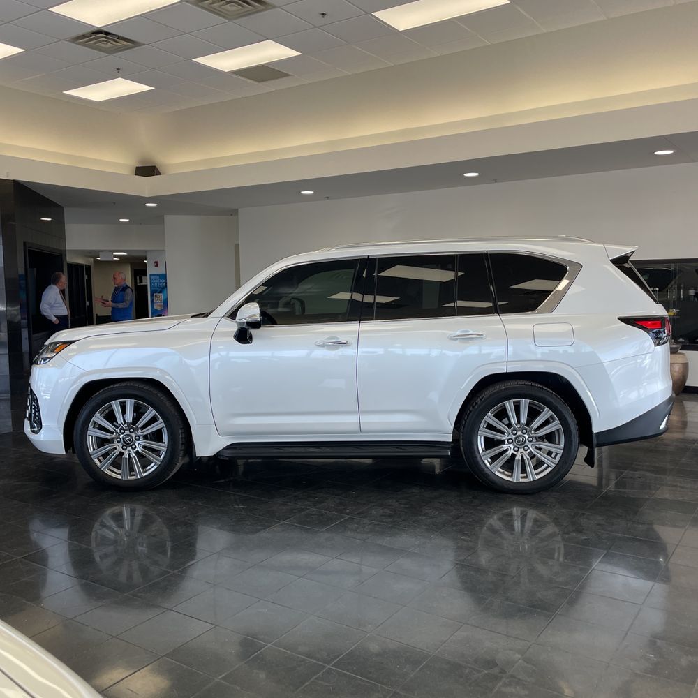 2023 Lexus LX 600 Ultra Luxury