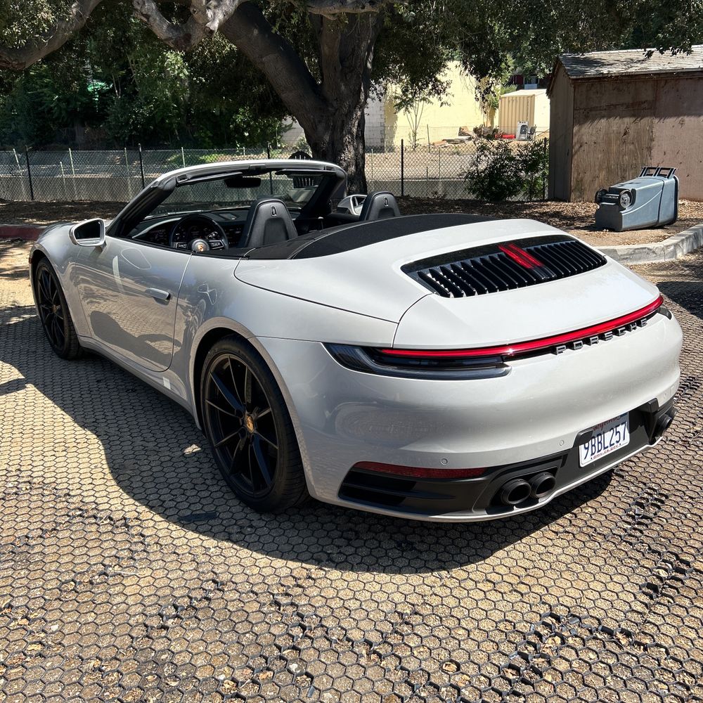 2021 Porsche 911 Carrera