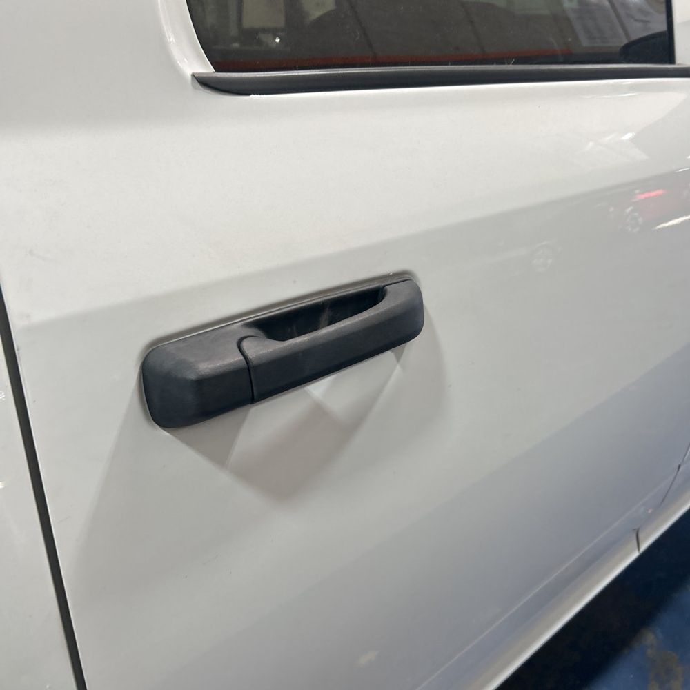 2024 Ram 3500 Chassis Tradesman/SLT/Laramie/Limited