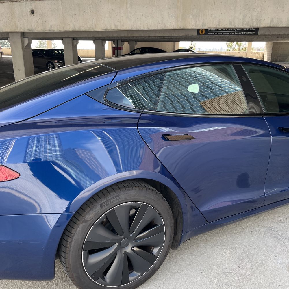 2021 Tesla Model S Plaid