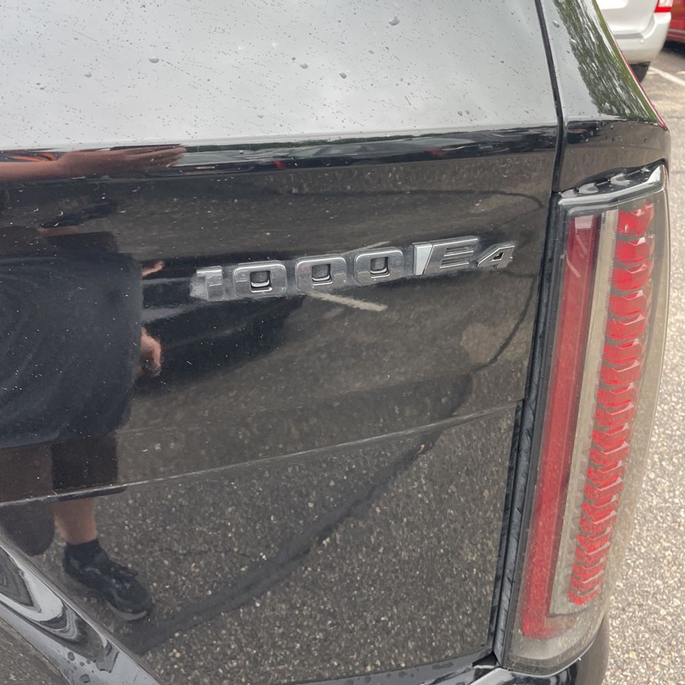 2025 Cadillac Escalade IQ Sport 2