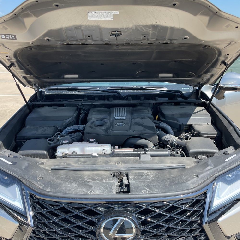 2024 Lexus LX 600 F SPORT Handling