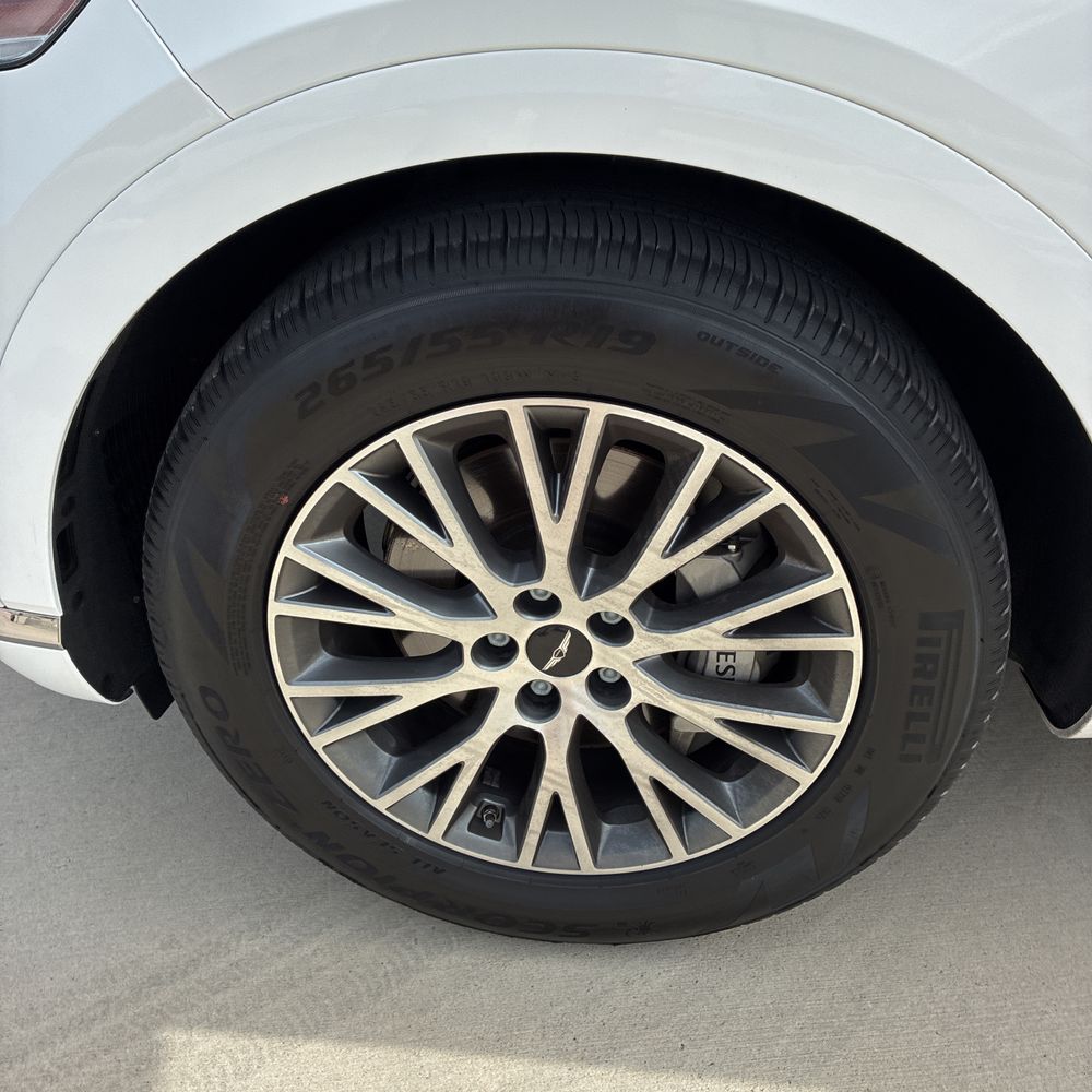 2025 Genesis GV80 2.5T Standard