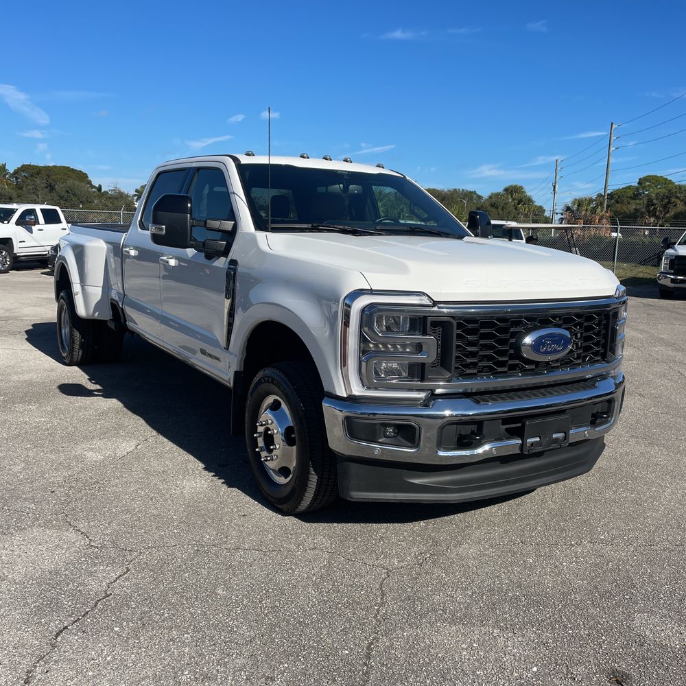 2024 Ford F-350 Super Duty Lariat