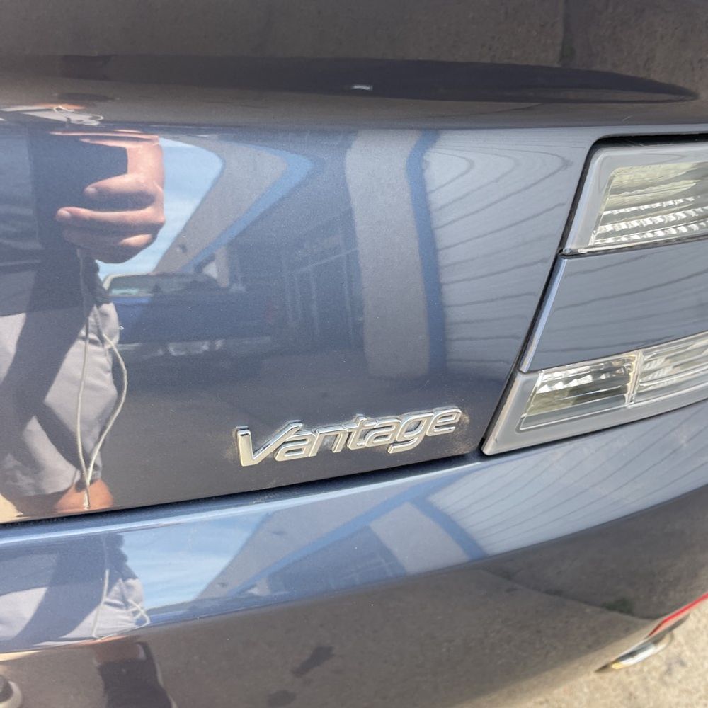 2010 Aston Martin Vantage V8